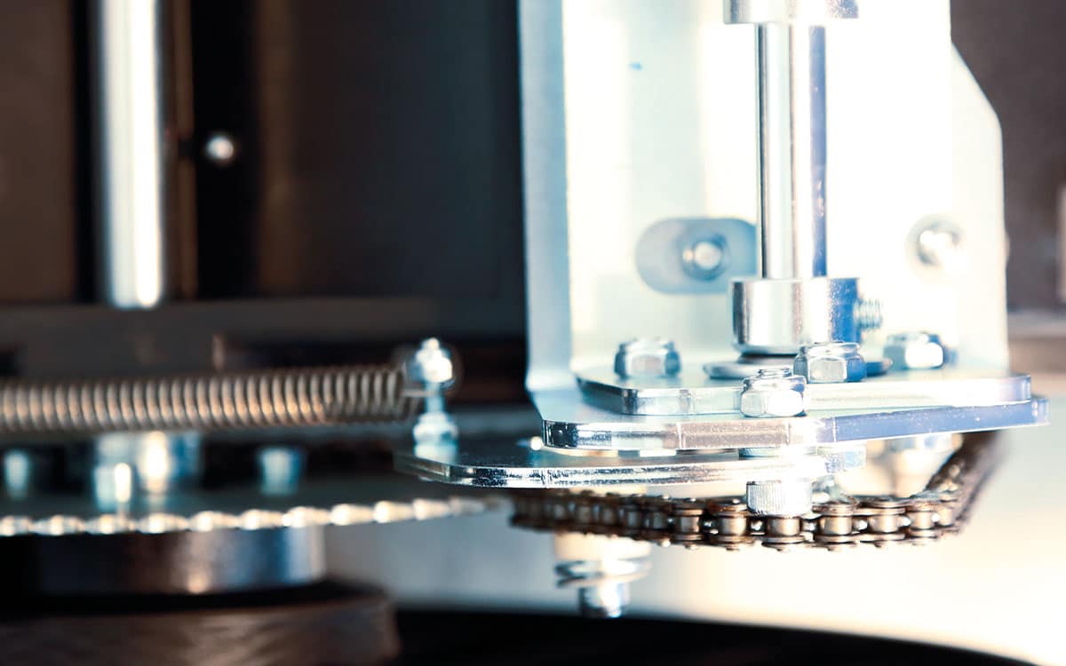 Kehrmaschine K 9050 Kettenantrieb Vielseitig reinigen